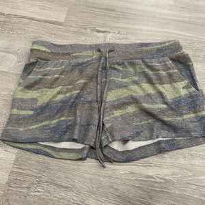 Fornia camo shorts